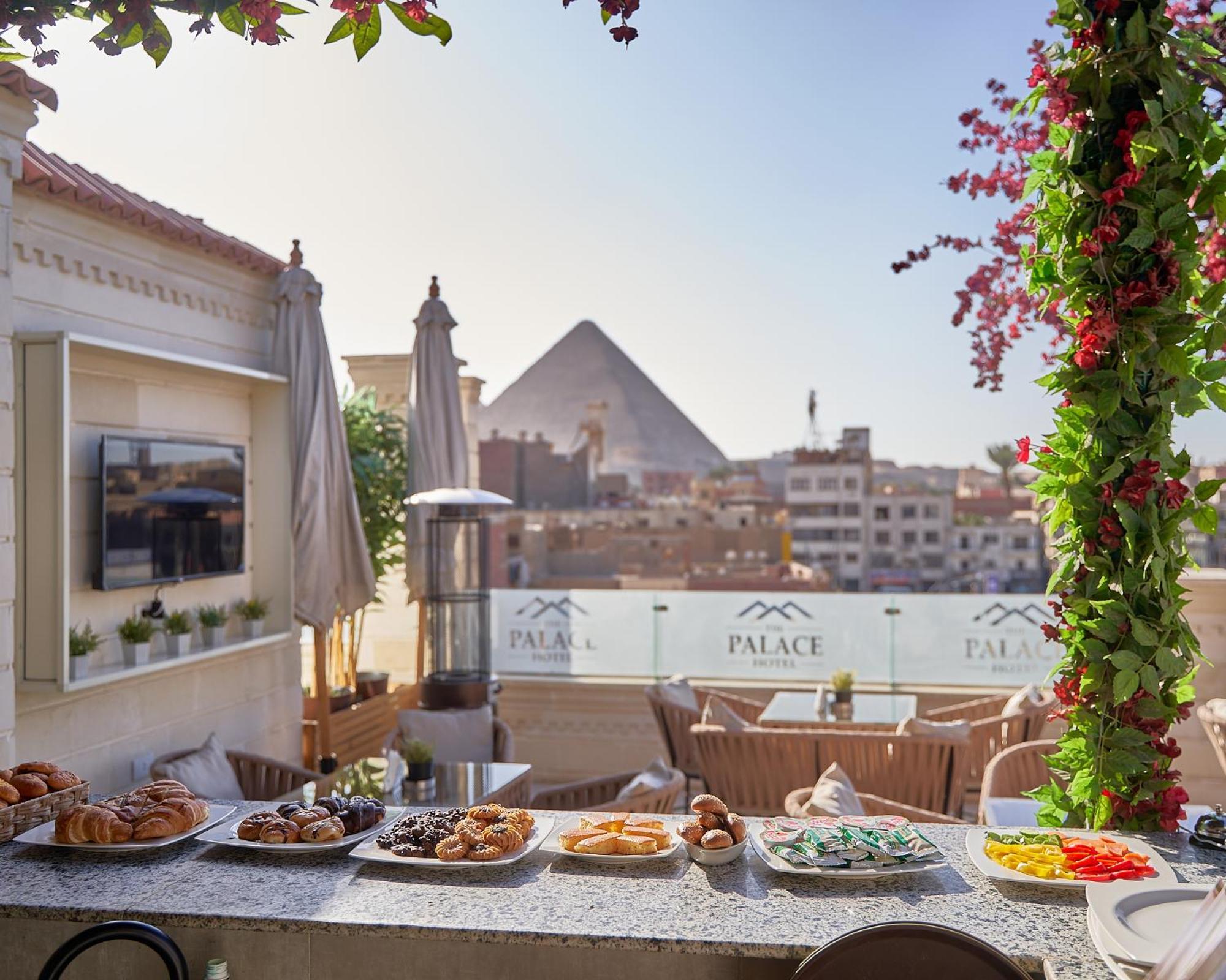 The Palace Pyramids Hotel Nazlet el-Sisi Exterior photo