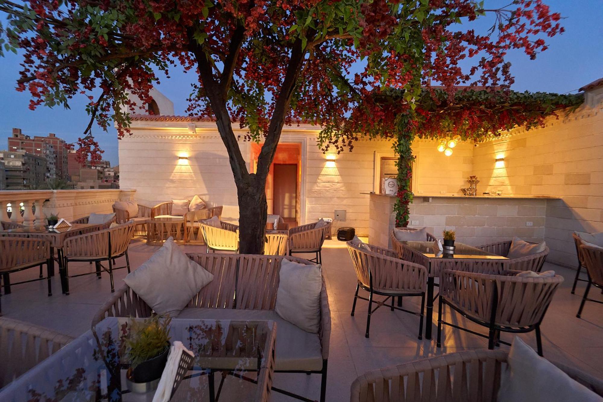 The Palace Pyramids Hotel Nazlet el-Sisi Exterior photo