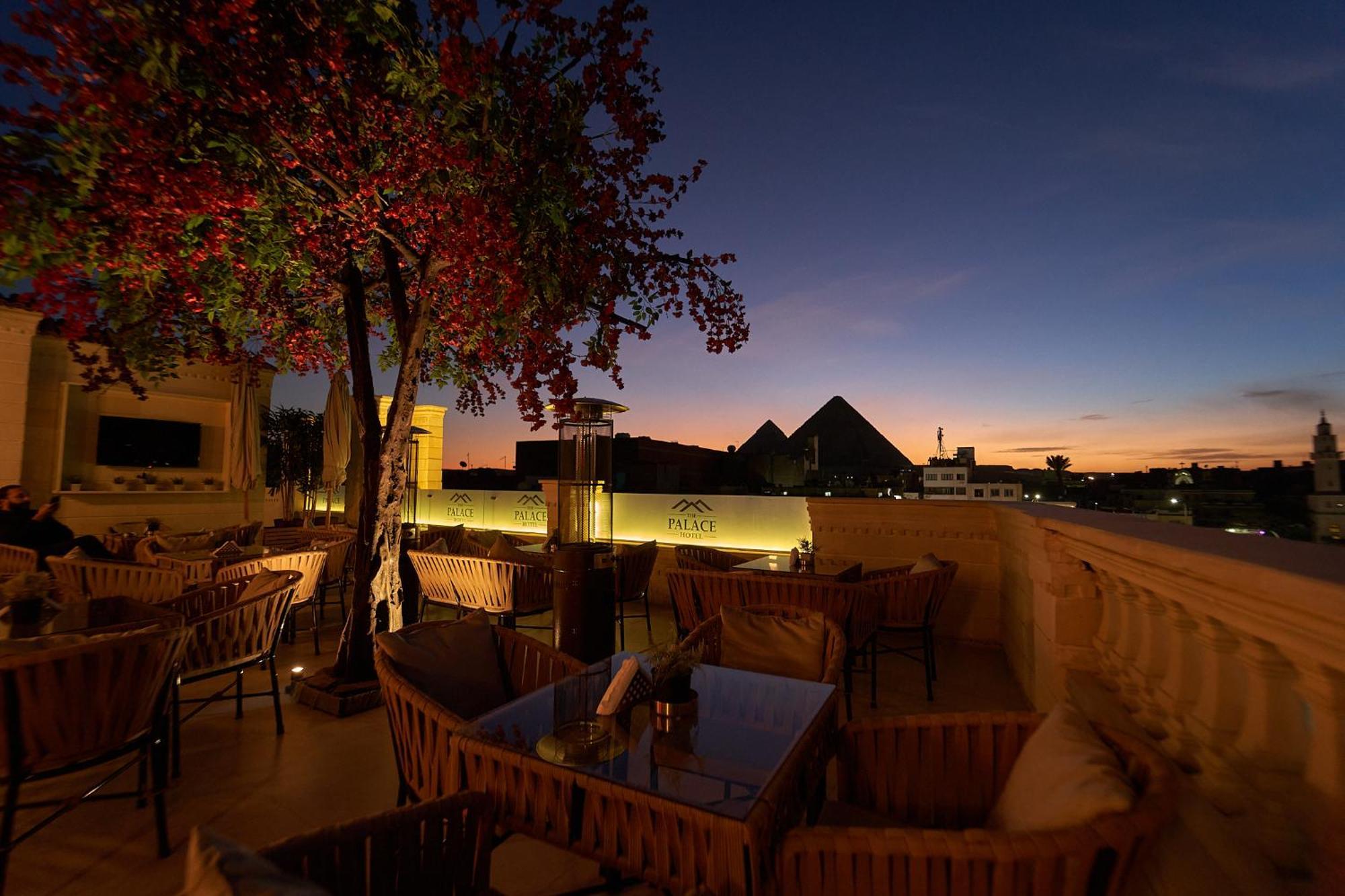 The Palace Pyramids Hotel Nazlet el-Sisi Exterior photo